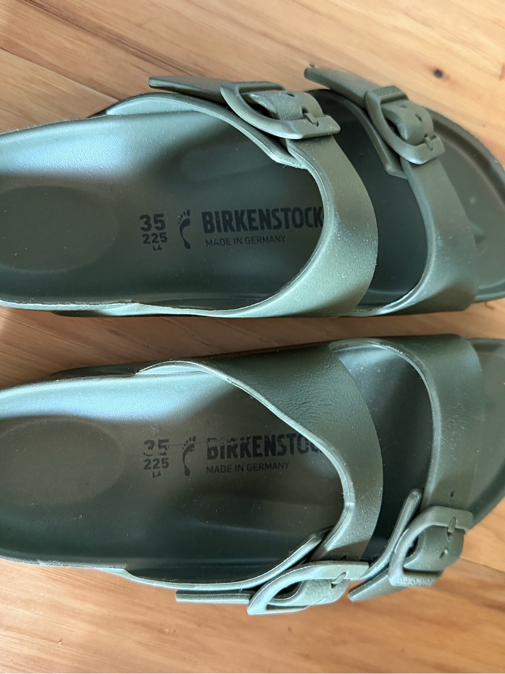 Birkenstock Olive army Green EVA Two-Strap Slide Sandals kids 35 VGUC